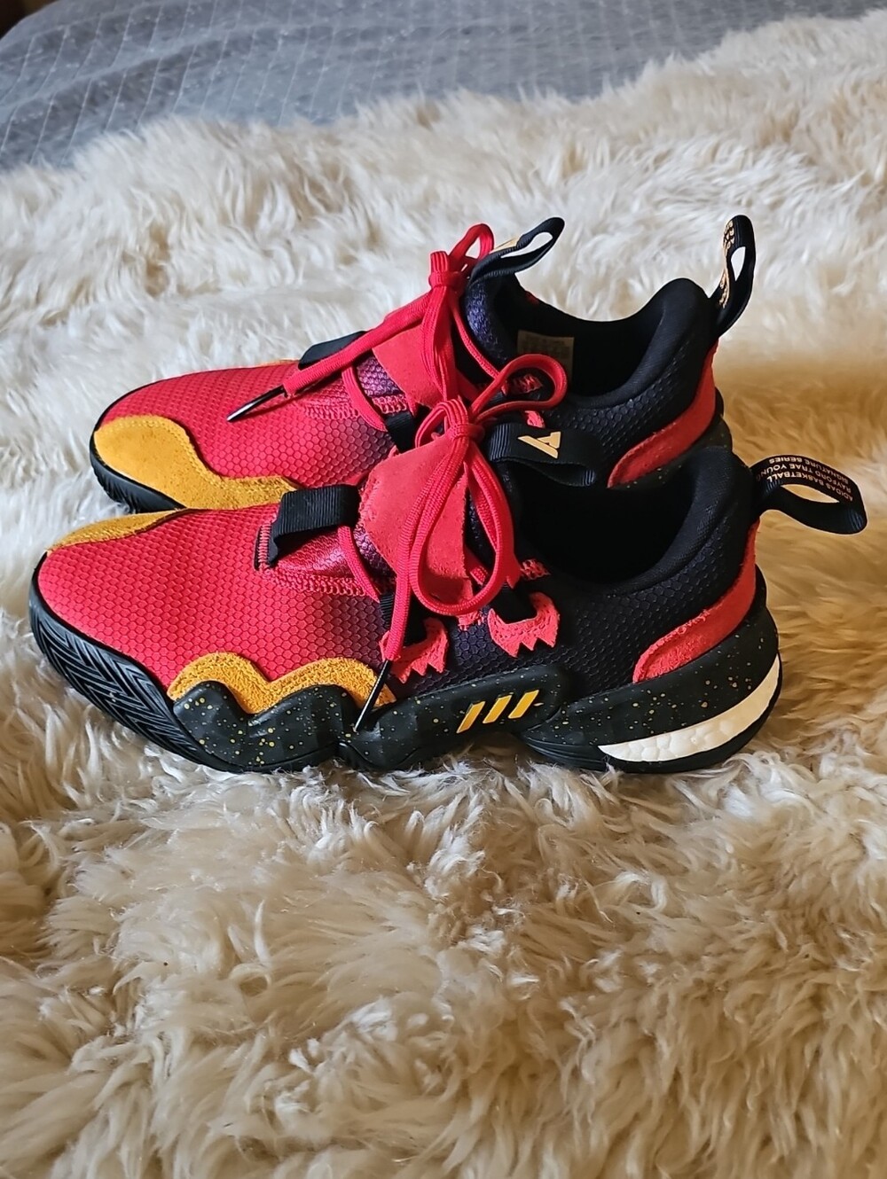 ADIDAS Trae Young 1 Size 7